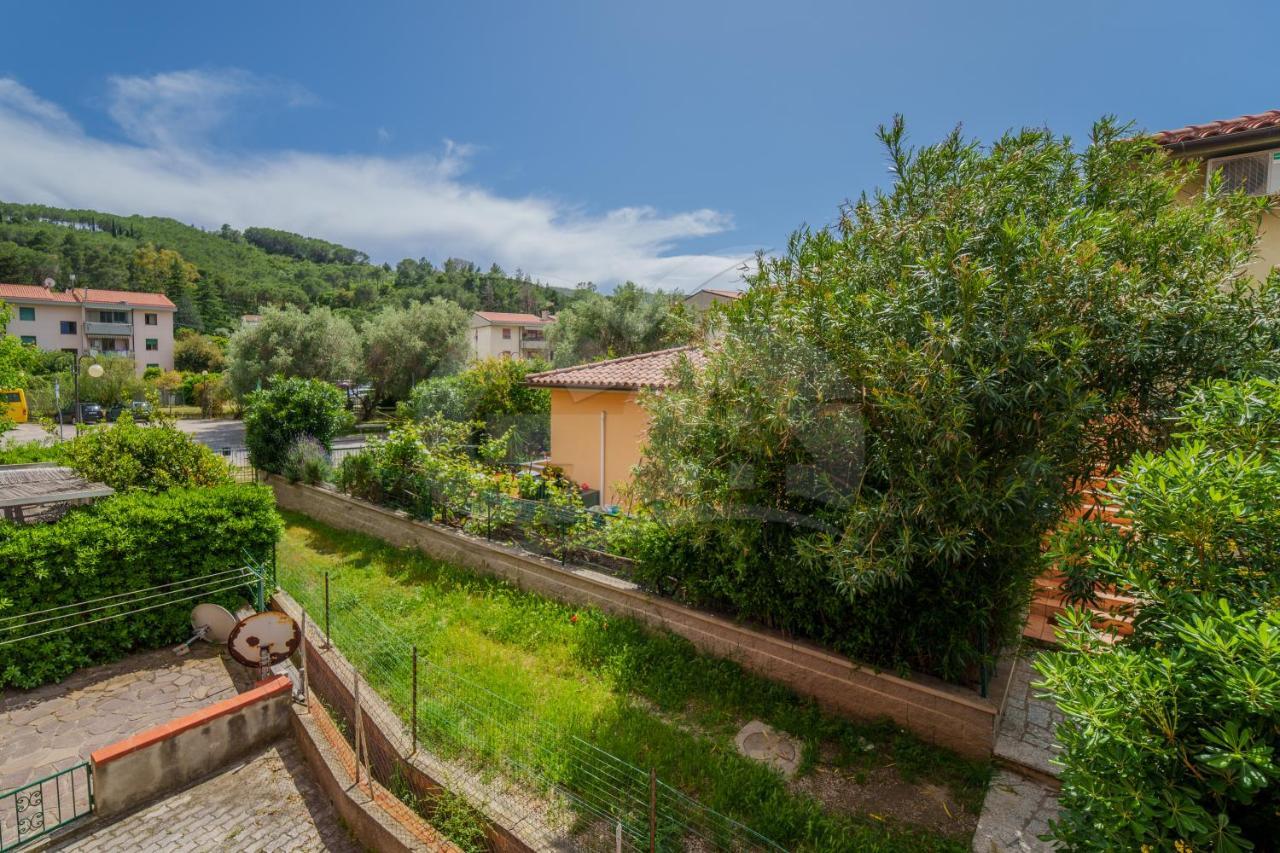 Appartamenti Maya A Campo - Goelba Marina di Campo Extérieur photo